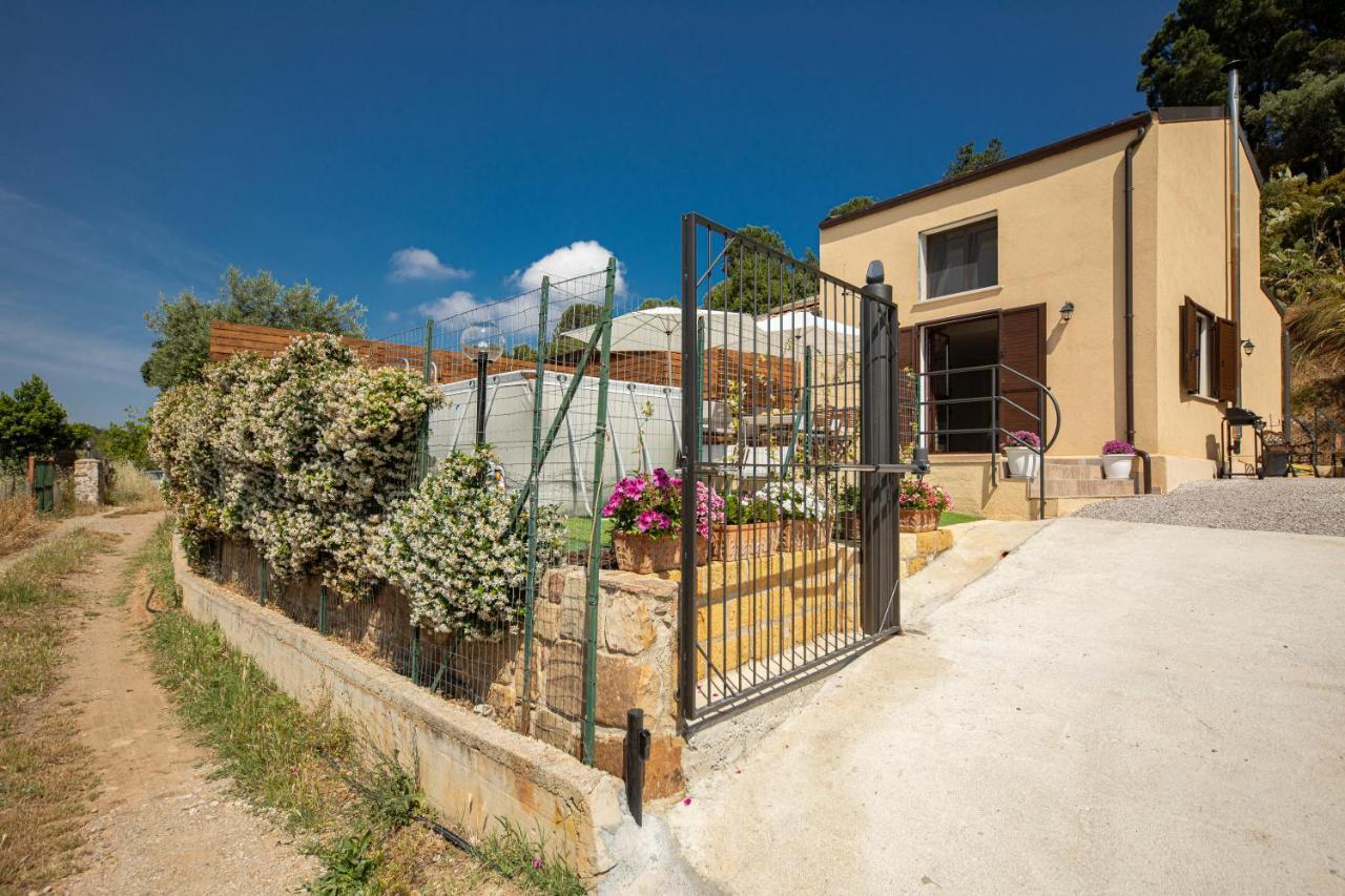 Casa Vacanze Villa Baronessa Cefalu Ngoại thất bức ảnh
